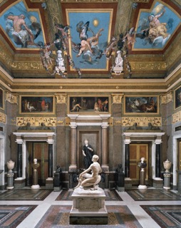 Il debito continuo tra poesia e arte